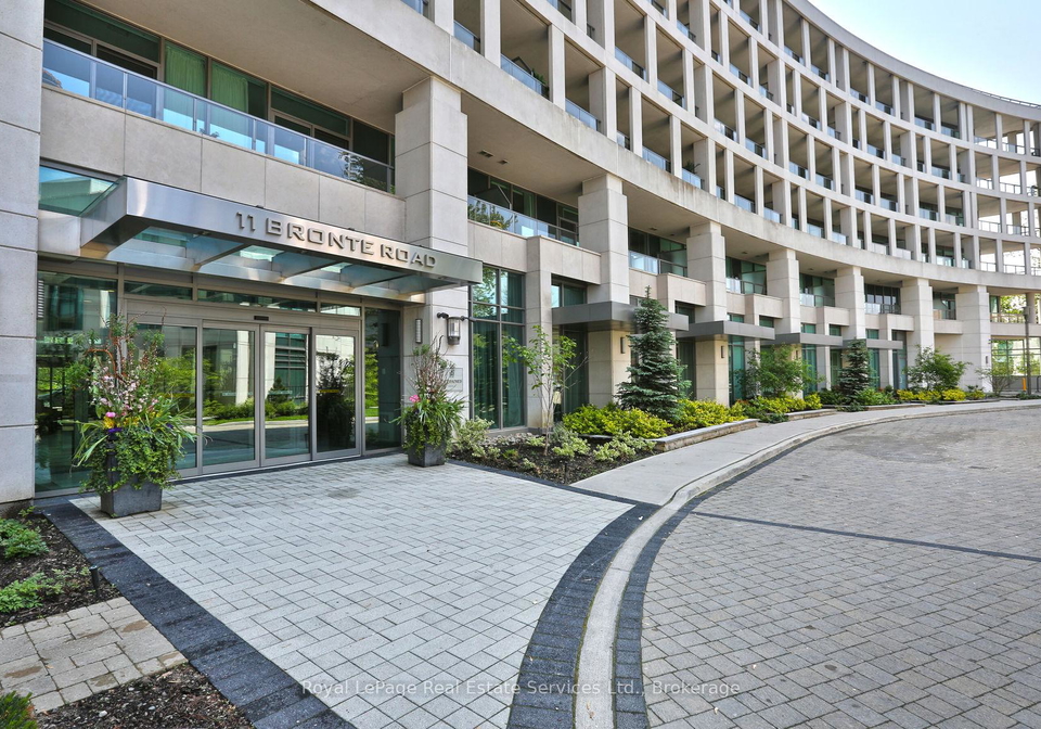 11-bronte-road-oakville-ontario-w13523668