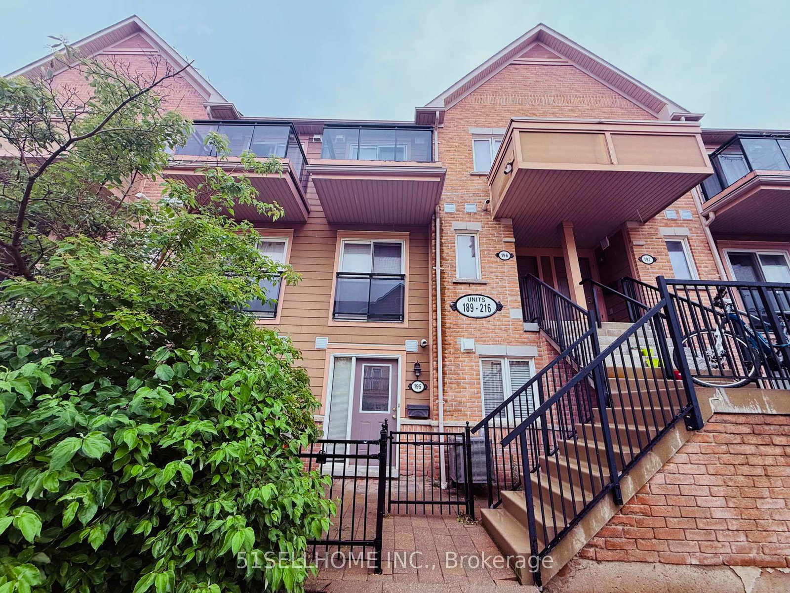 4975-southampton-drive-mississauga-ontario-w13523752