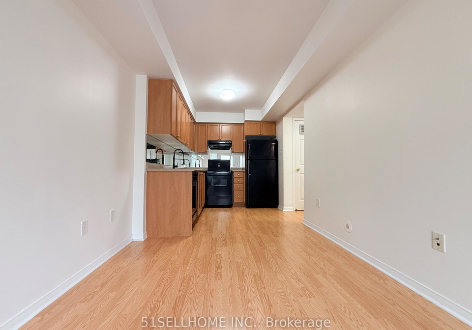 4975-southampton-drive-mississauga-ontario-w13523752