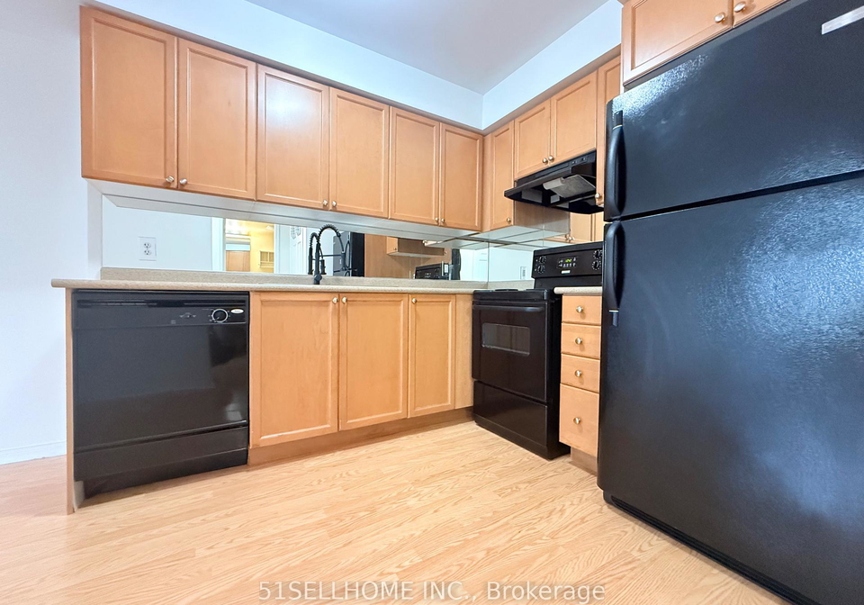 4975-southampton-drive-mississauga-ontario-w13523752