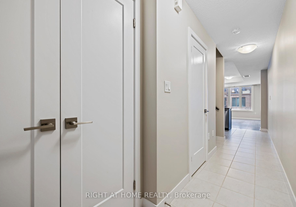 445-ontario-street-s-milton-ontario-w13523958