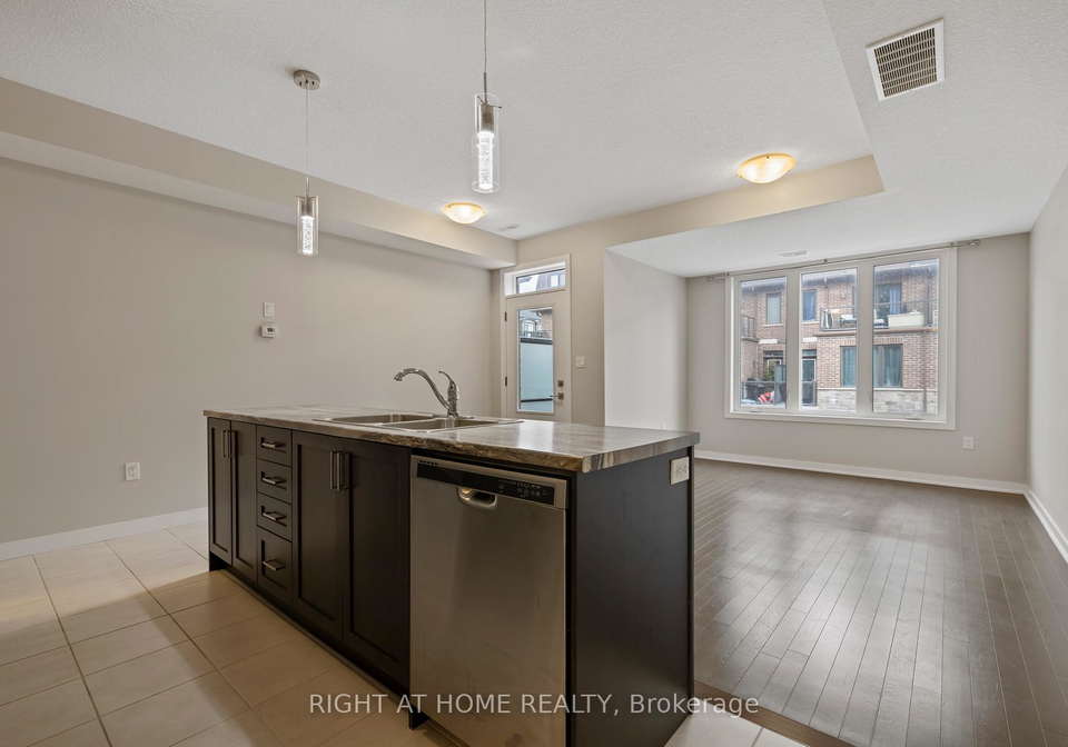 445-ontario-street-s-milton-ontario-w13523958