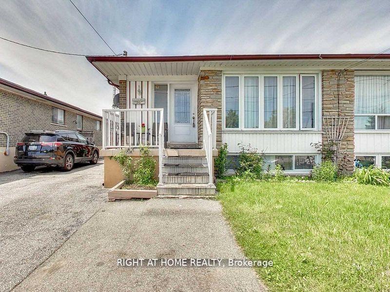 34-goldsboro-road-toronto-york-ontario-w13524012