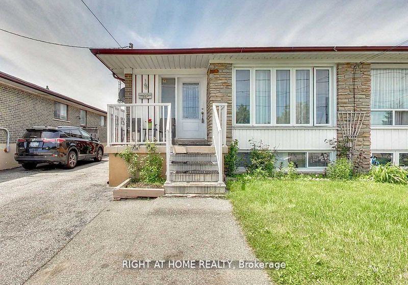 34-goldsboro-road-toronto-york-ontario-w13524012