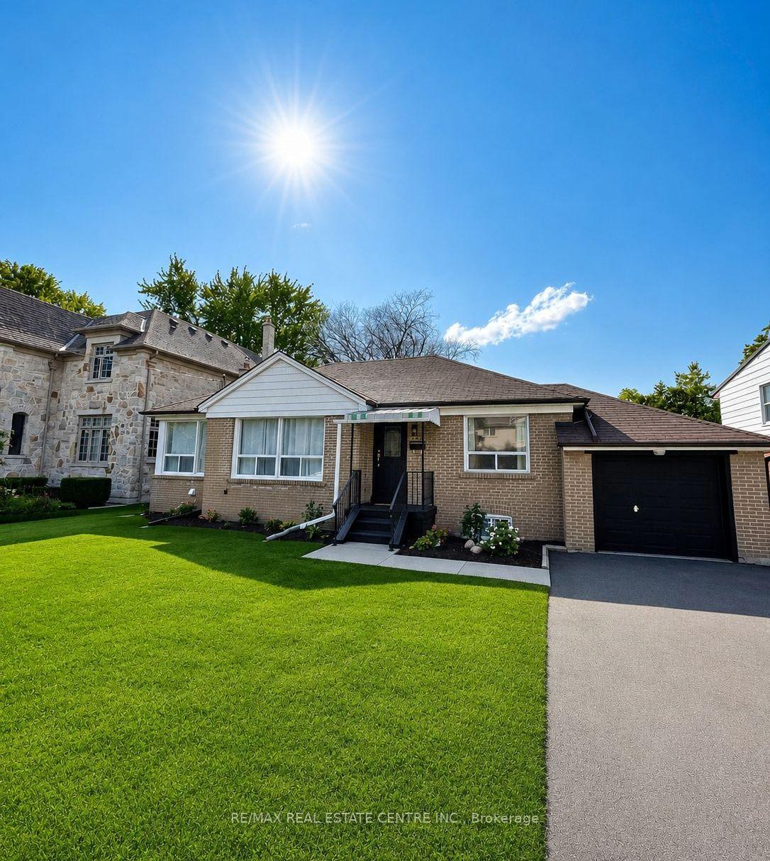24-smithwood-drive-toronto-etobicoke-ontario-w13524216