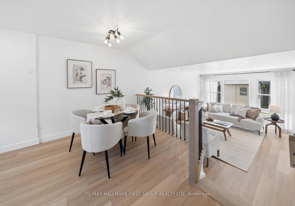 30-venetian-crescent-toronto-york-ontario-w13524426