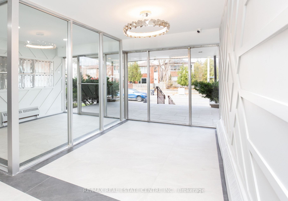 371-lakeshore-road-w-mississauga-ontario-w13524528