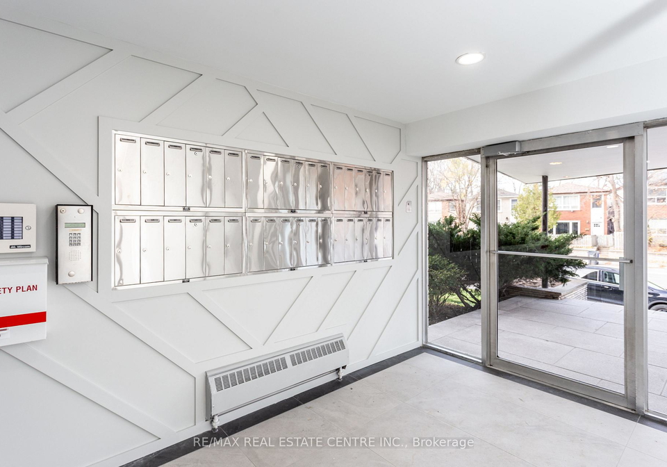371-lakeshore-road-w-mississauga-ontario-w13524528