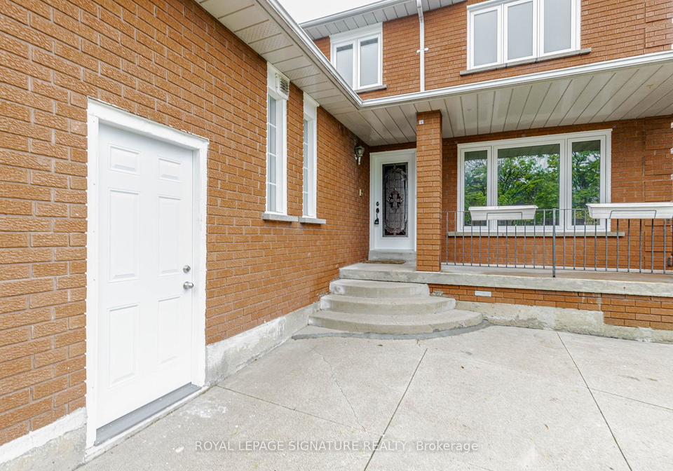 101-hullrick-drive-toronto-etobicoke-ontario-w13524574