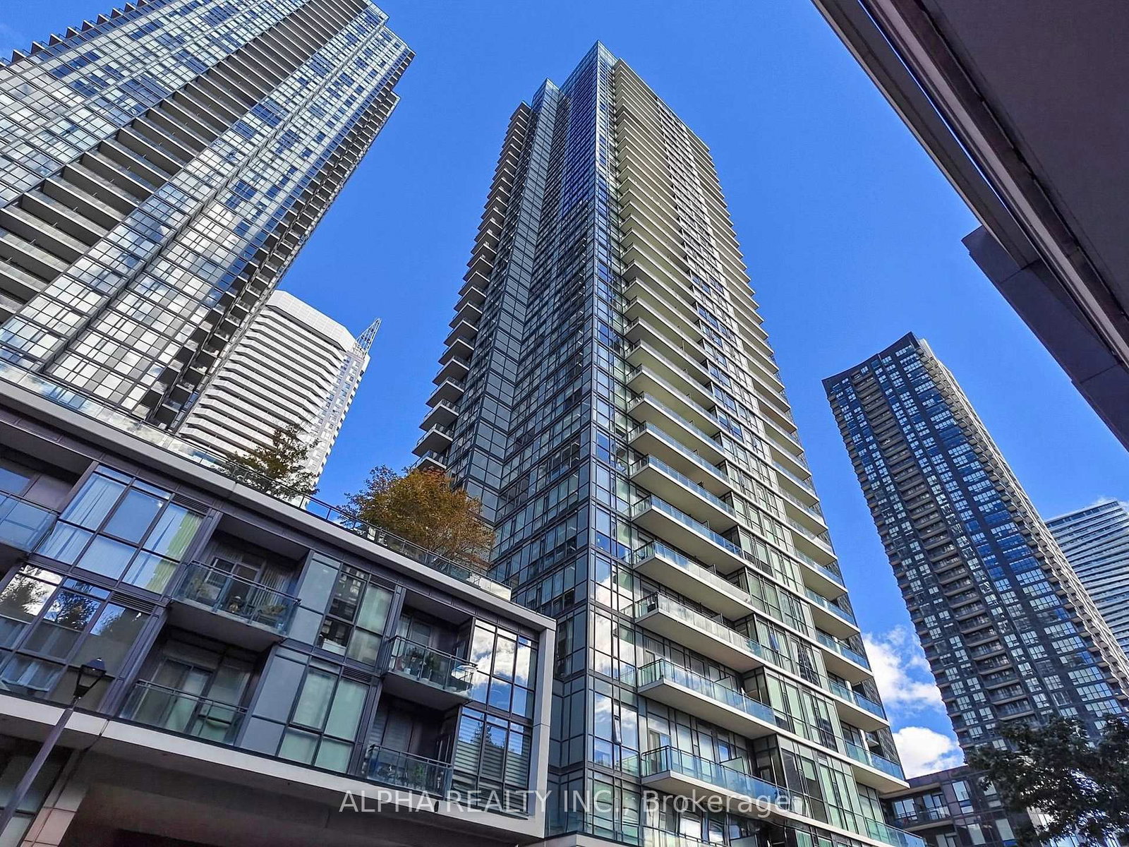 4065-brickstone-mews-mississauga-ontario-w13524602