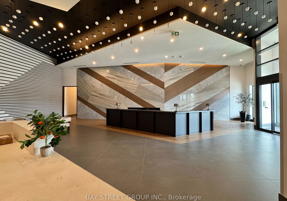 1037-the-queensway-toronto-etobicoke-ontario-w13524610