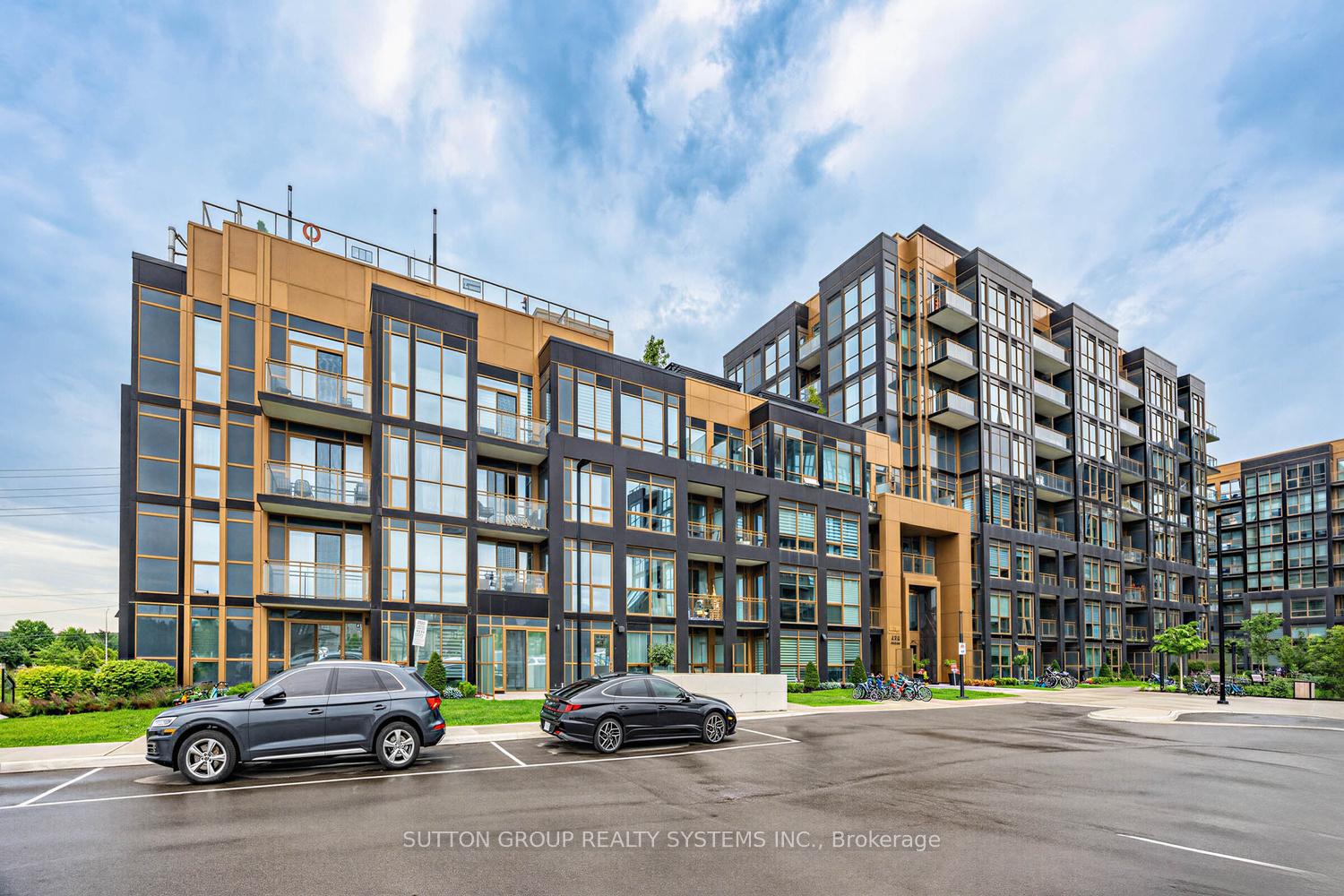 2333-khalsa-gate-oakville-ontario-w13524626