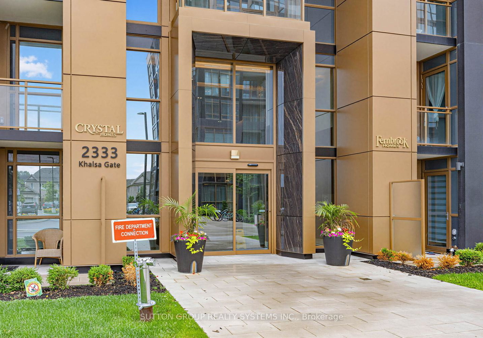 2333-khalsa-gate-oakville-ontario-w13524626