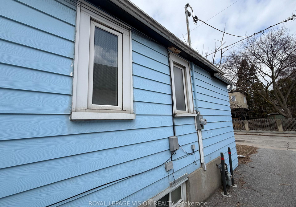 43-jillson-avenue-toronto-toronto-ontario-w13524668