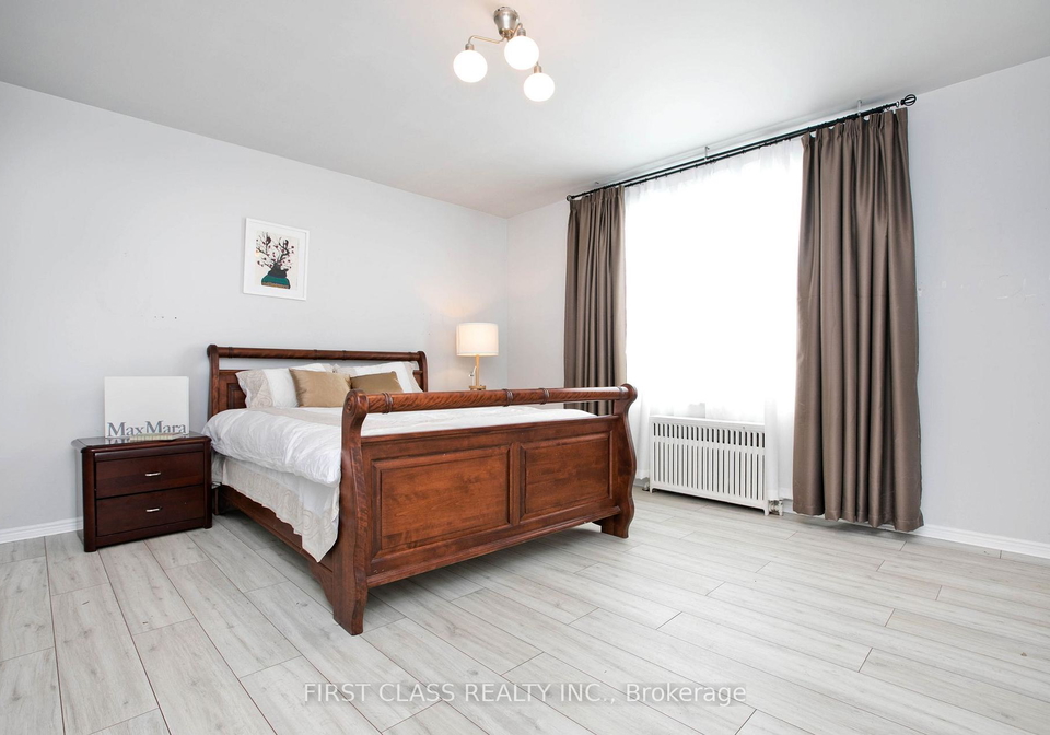 2910-keele-street-toronto-york-ontario-w13524734
