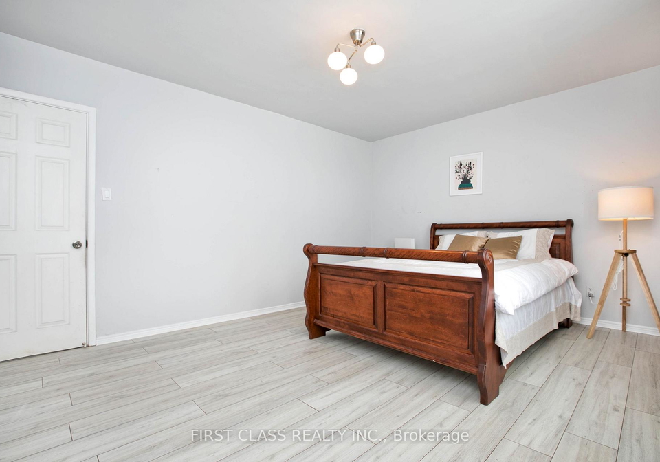 2910-keele-street-toronto-york-ontario-w13524734