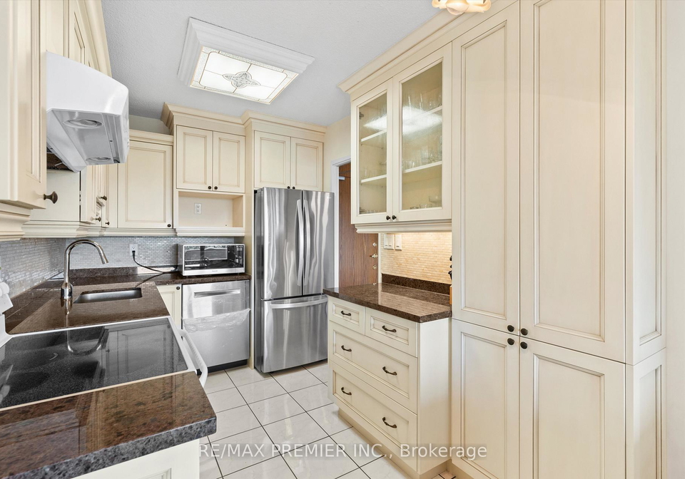 240-scarlett-road-toronto-toronto-ontario-w13524846