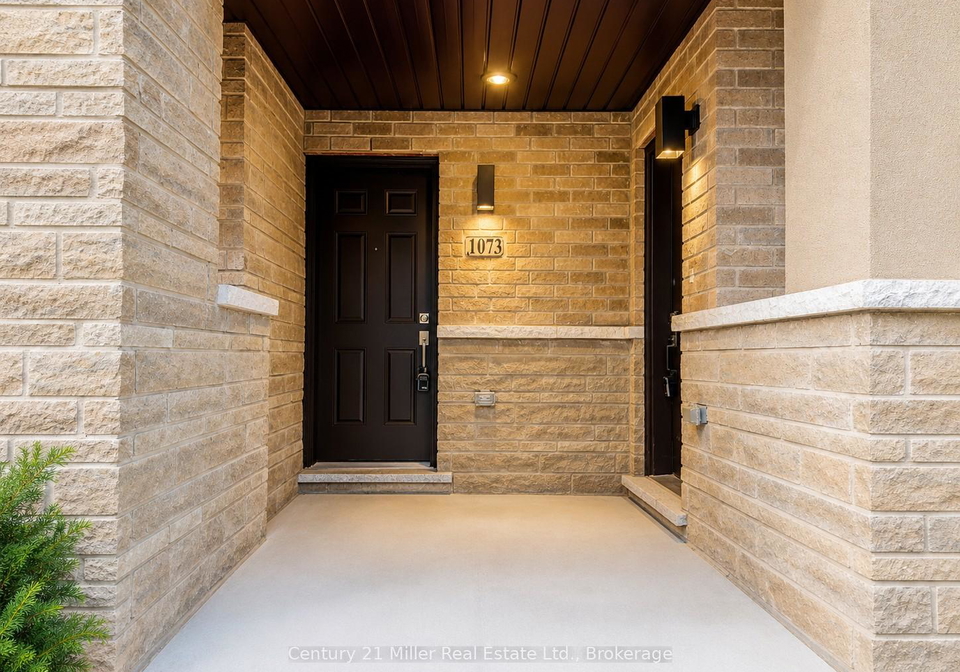 1073-wheat-boom-drive-oakville-ontario-w13525000