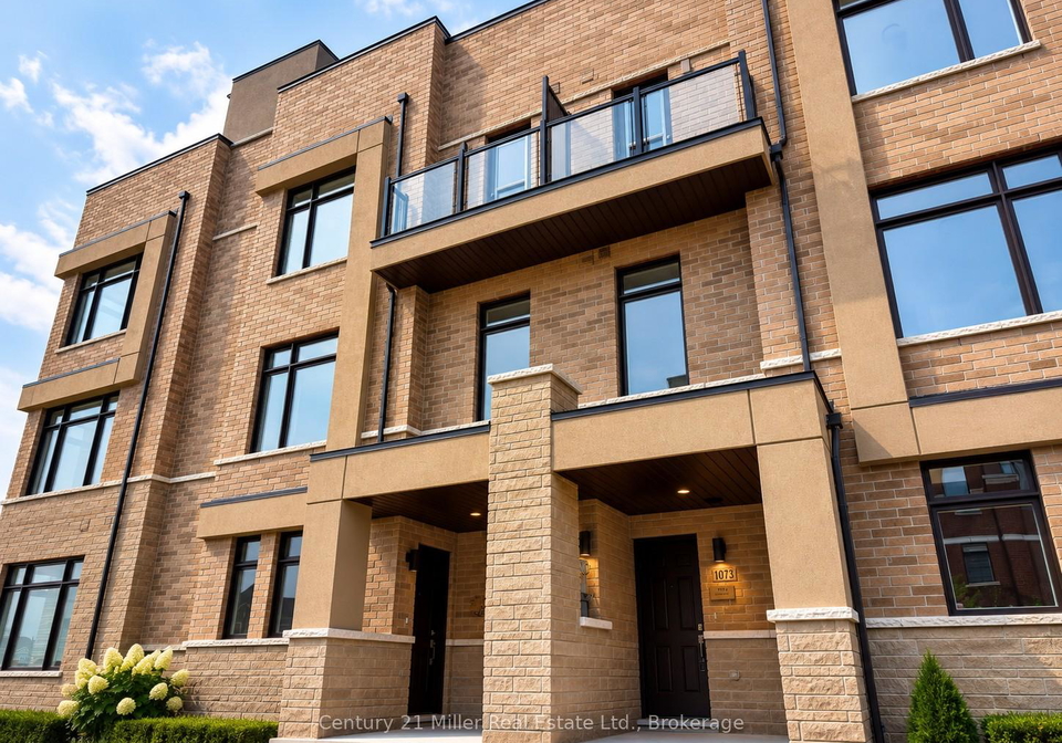 1073-wheat-boom-drive-oakville-ontario-w13525000