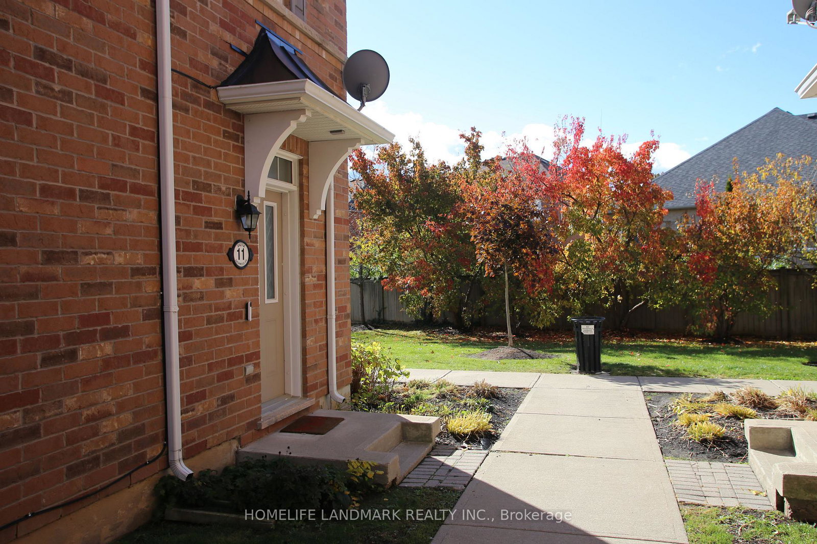 2614-dashwood-drive-oakville-ontario-w13525030