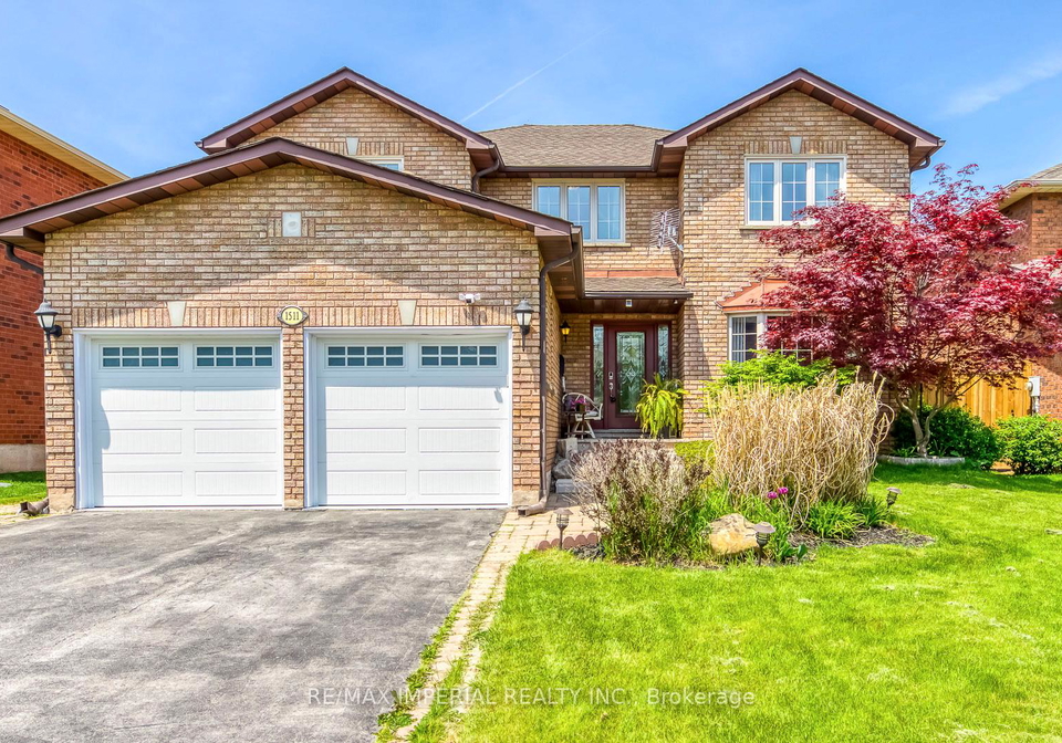 1511-greenridge-circle-oakville-ontario-w13525100