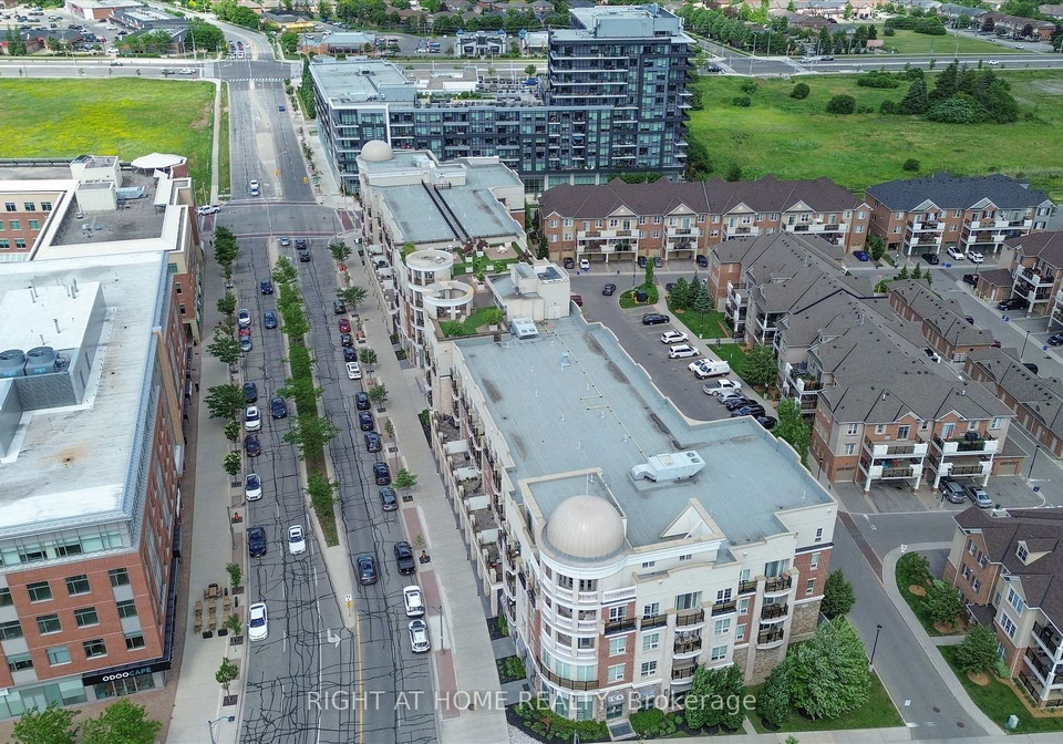 216-oak-park-boulevard-oakville-ontario-w13525126