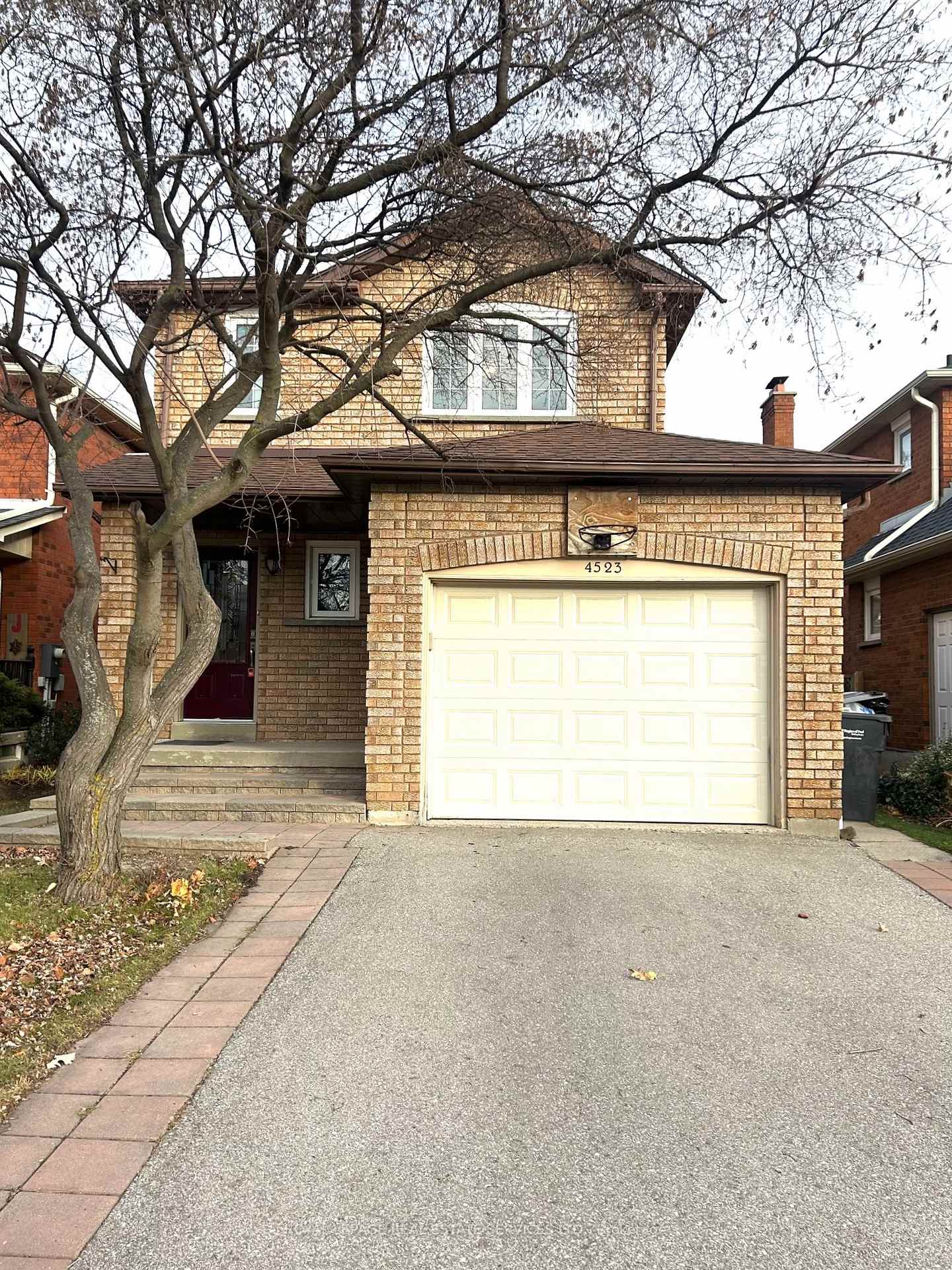 4523-kimbermount-avenue-mississauga-ontario-w13525688