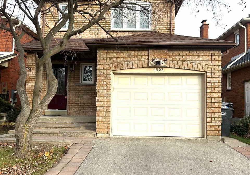4523-kimbermount-avenue-mississauga-ontario-w13525688