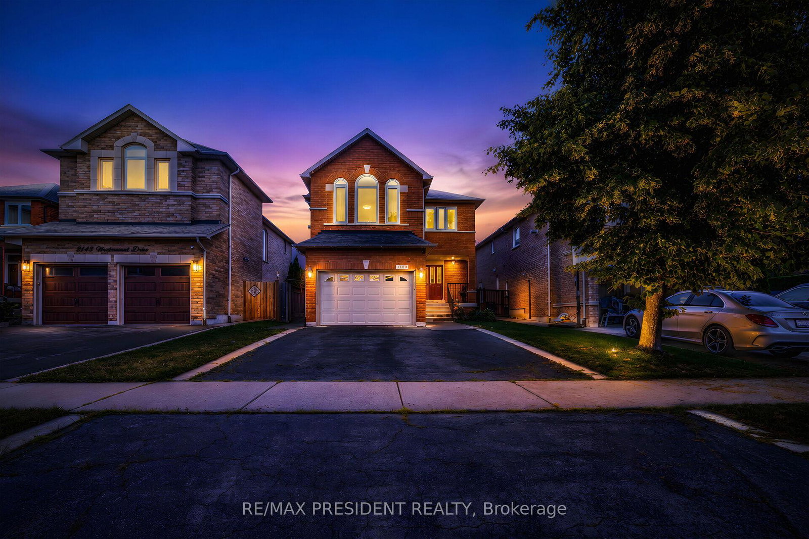 2139-westmount-drive-oakville-ontario-w13525778