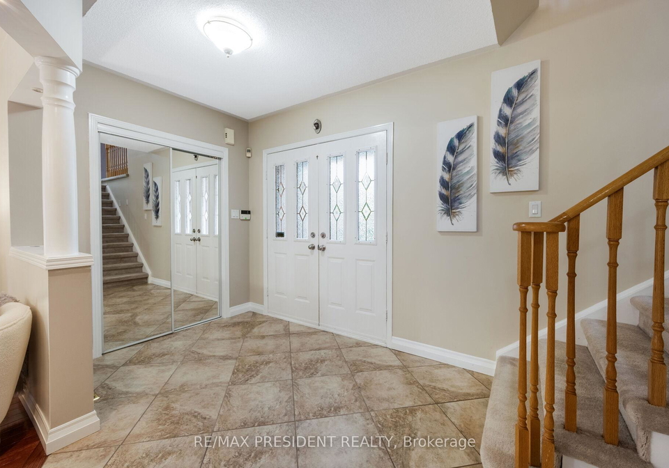 2139-westmount-drive-oakville-ontario-w13525778