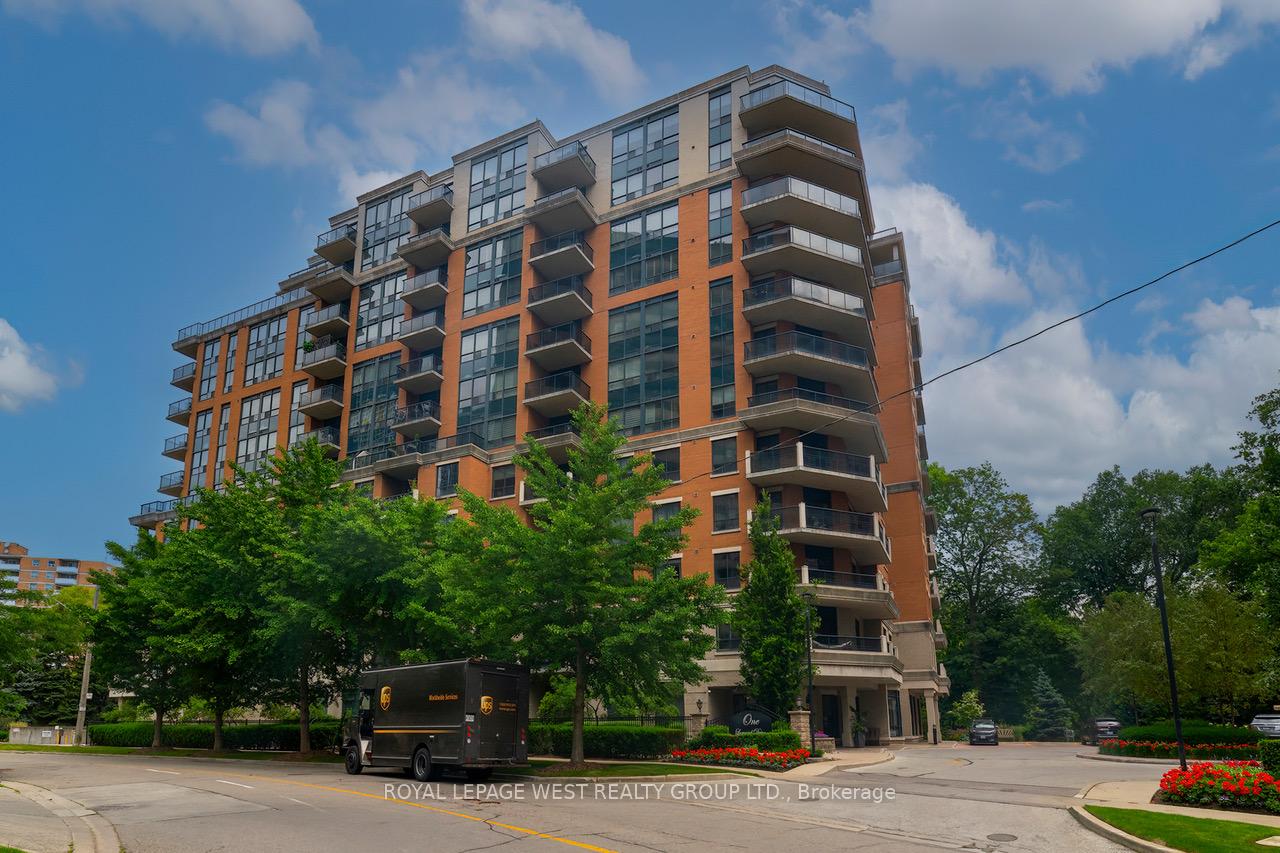 1-lomond-drive-toronto-etobicoke-ontario-w13525828
