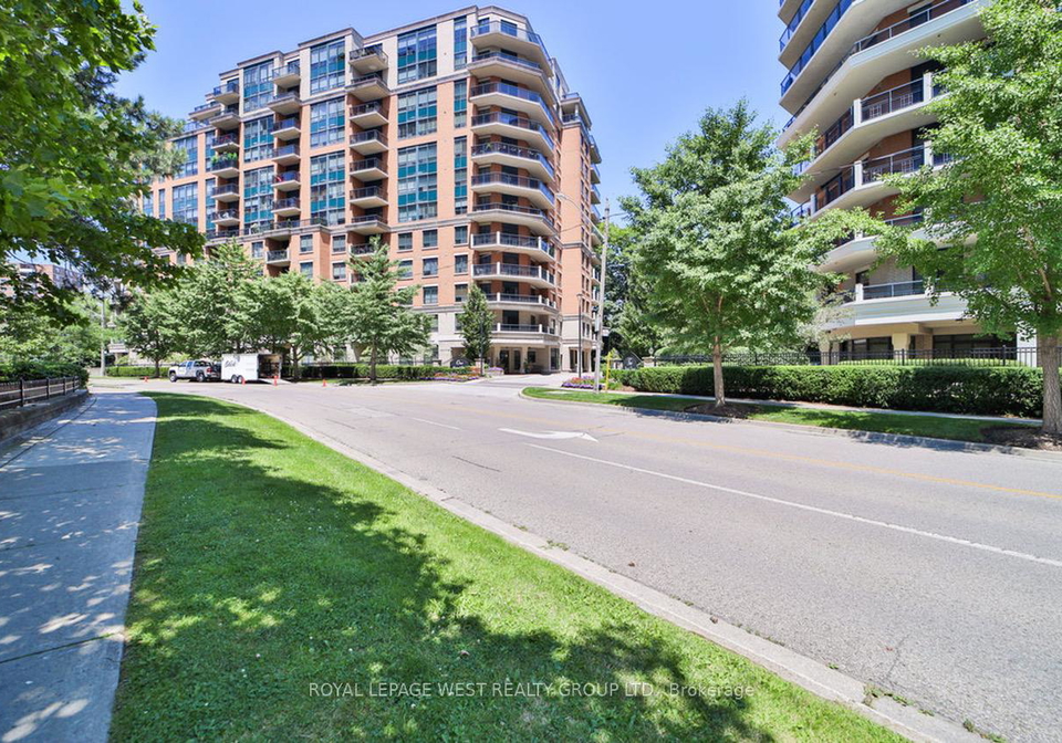 1-lomond-drive-toronto-etobicoke-ontario-w13525828