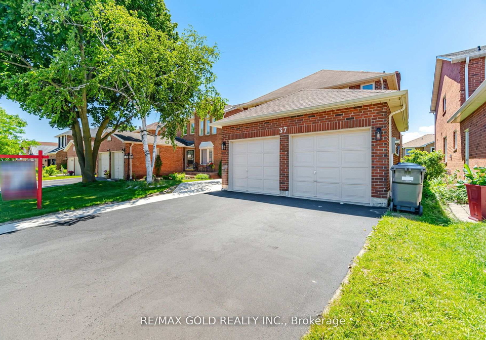 37-lord-simcoe-drive-brampton-ontario-w13526012