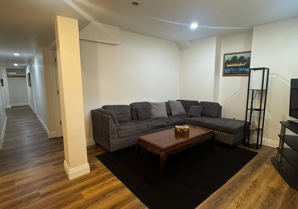 3974-foxwood-avenue-mississauga-ontario-w13526028
