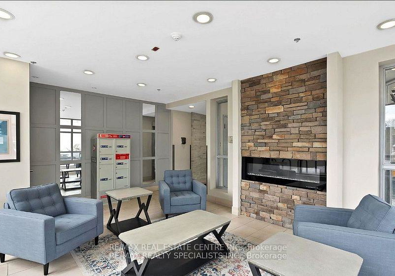 2464-weston-road-toronto-north-york-ontario-w13526056