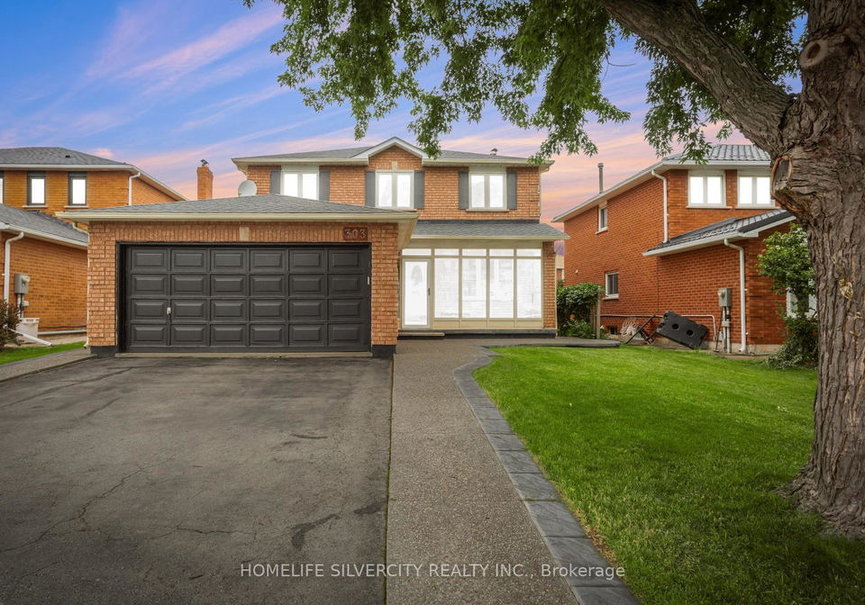303-hickory-circle-oakville-ontario-w13526682