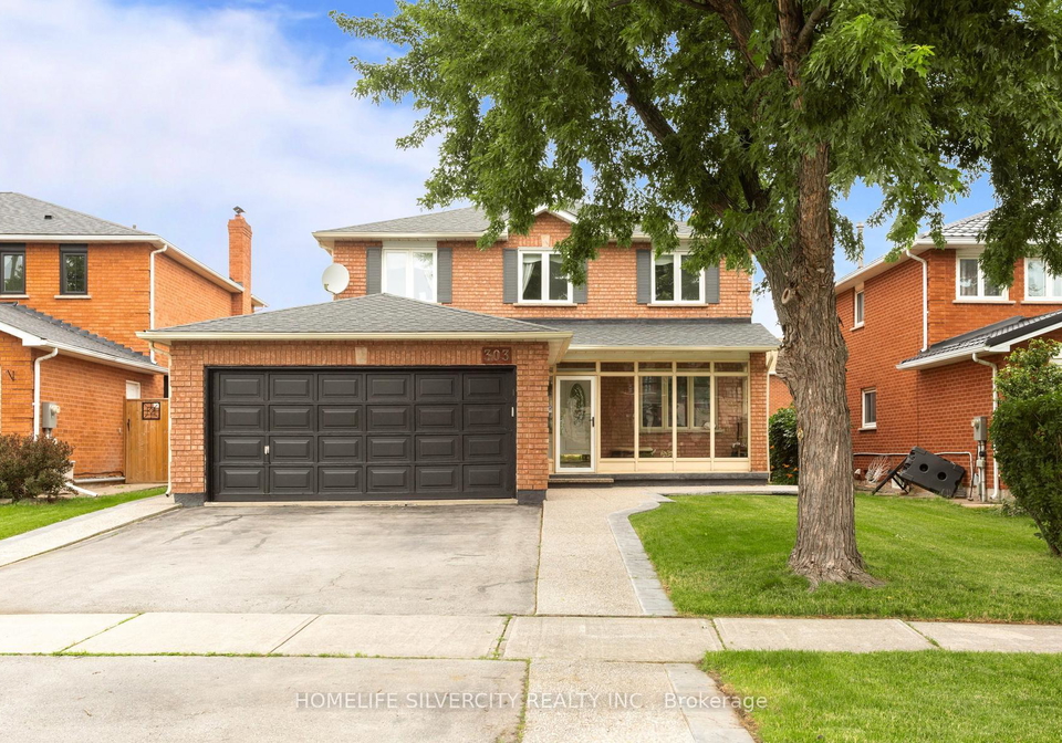 303-hickory-circle-oakville-ontario-w13526682
