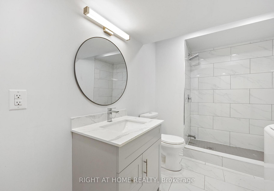 764-willowbank-trail-mississauga-ontario-w13526782