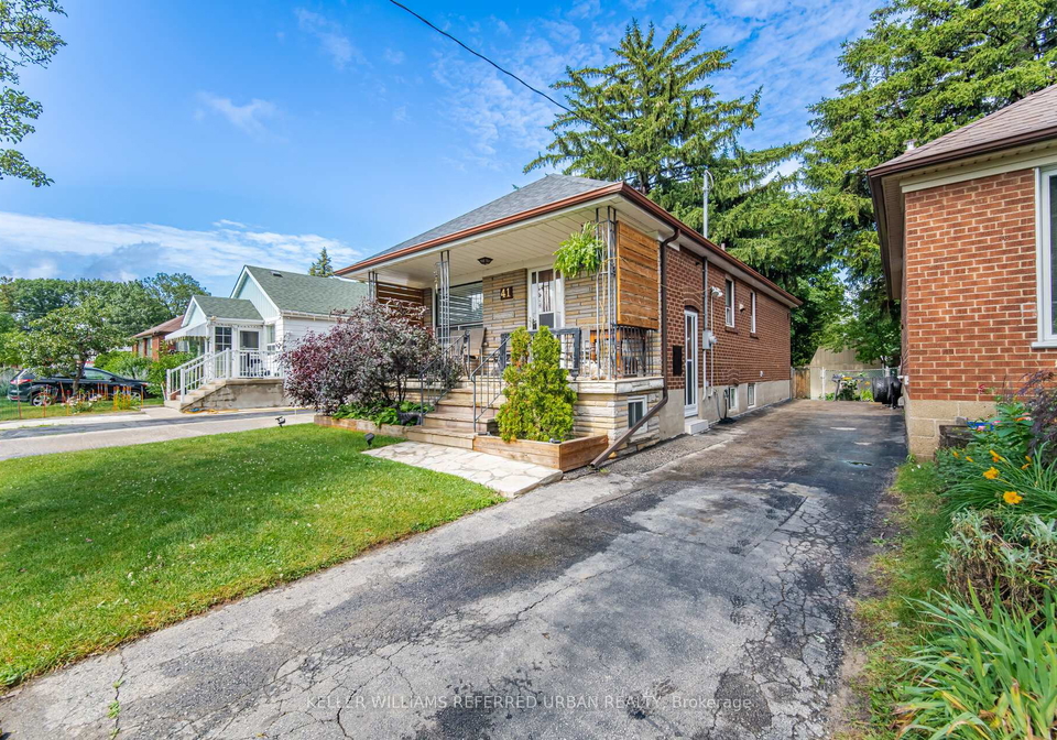 41-parker-avenue-toronto-etobicoke-ontario-w13526884