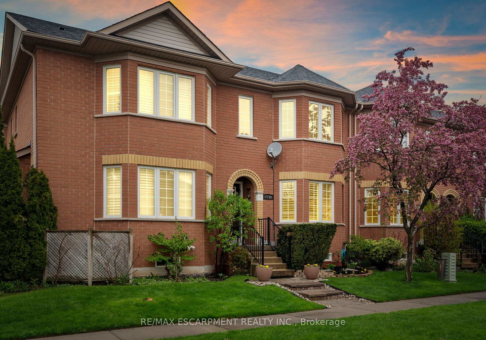 2130-forest-gate-park-oakville-ontario-w13526970