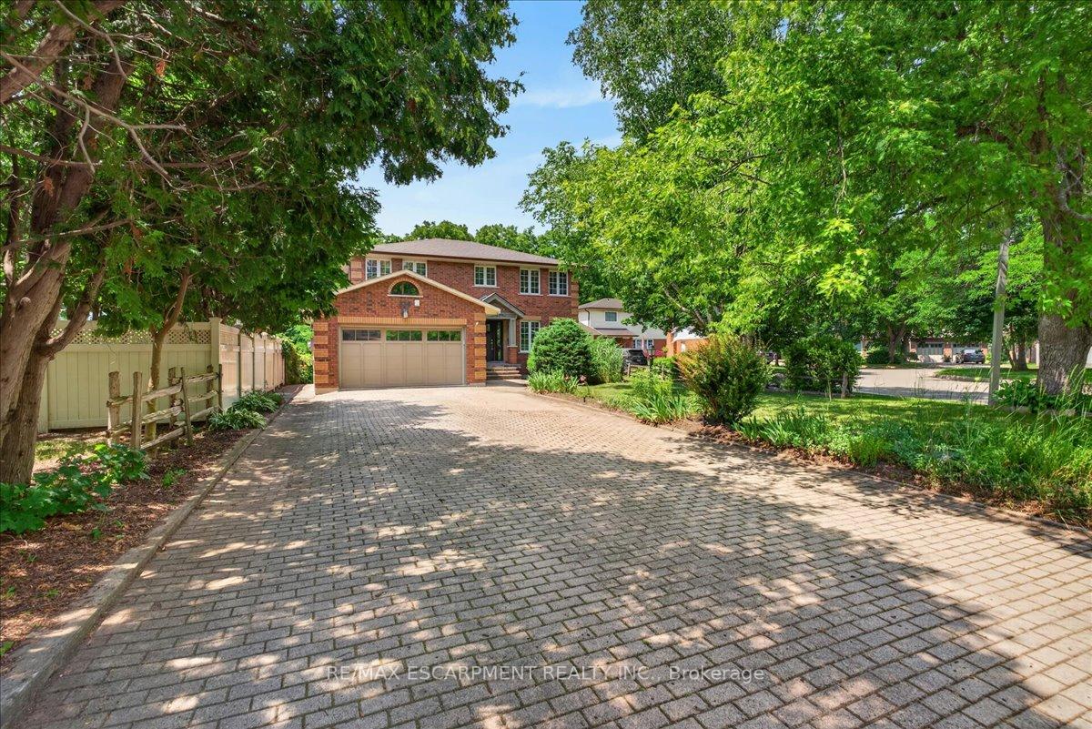 339-kingsway-place-milton-ontario-w13526994