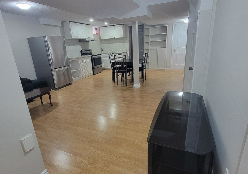 31-pinecone-drive-toronto-etobicoke-ontario-w13527020