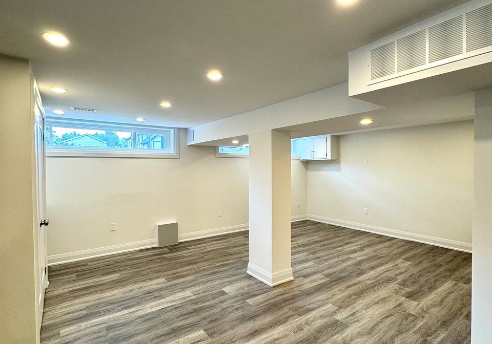 24-millburn-drive-toronto-etobicoke-ontario-w13527088
