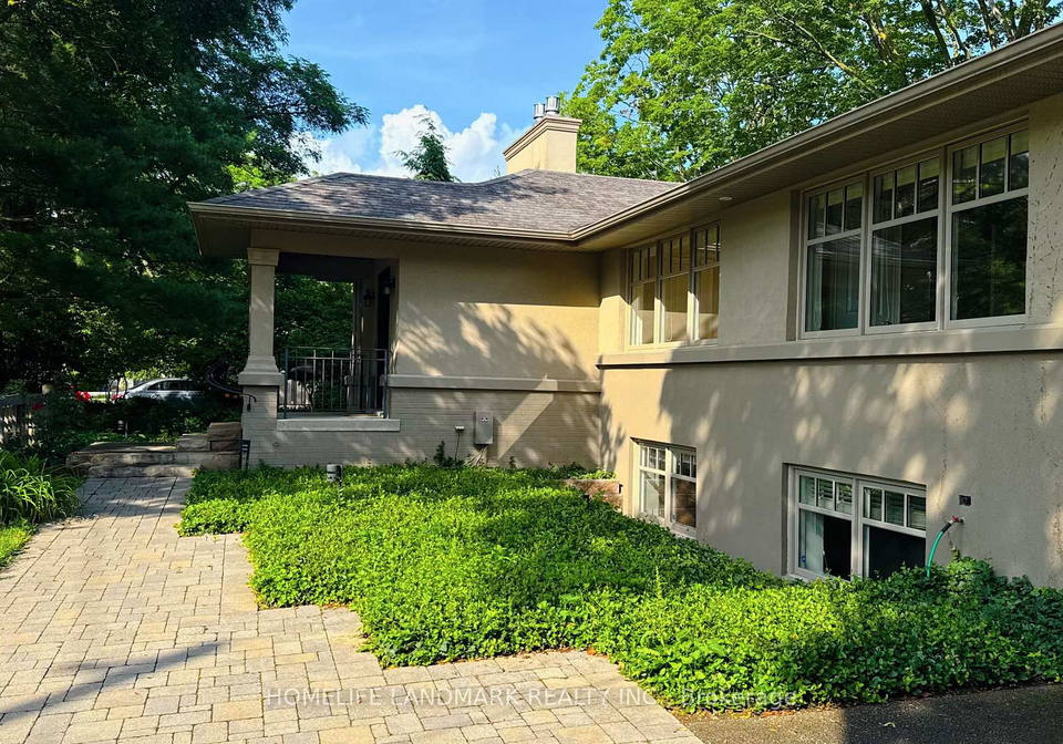 2062-glenforest-crescent-oakville-ontario-w13527274