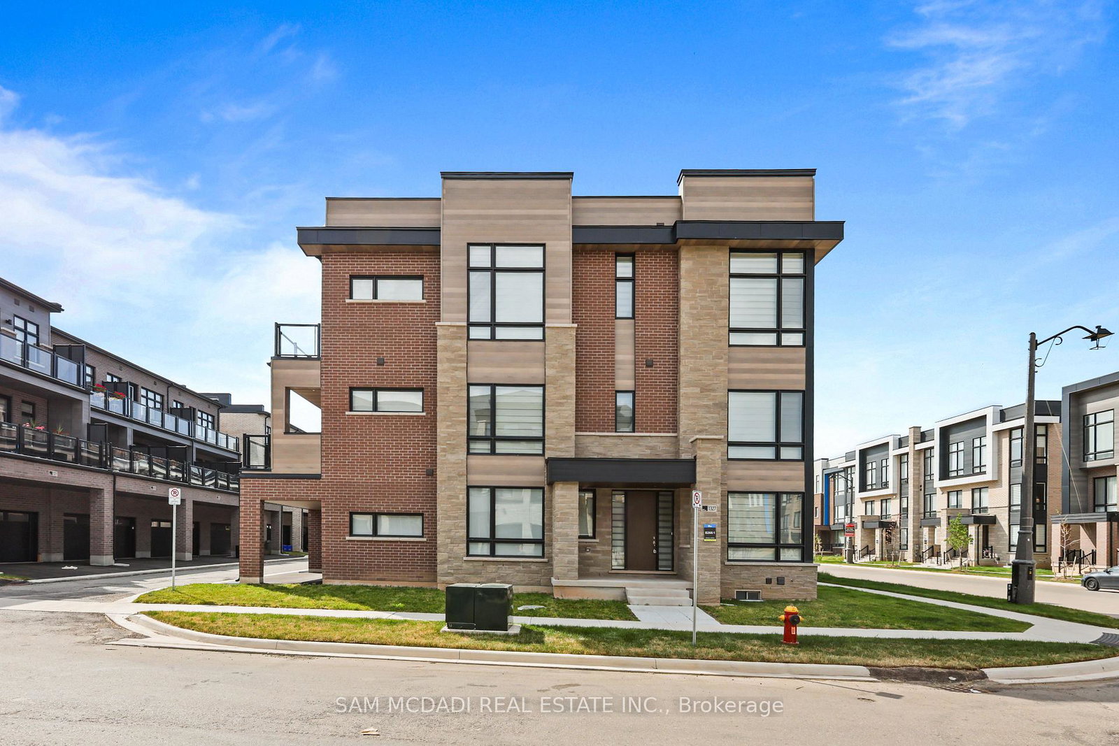 1327-anthonia-trail-oakville-ontario-w13527494