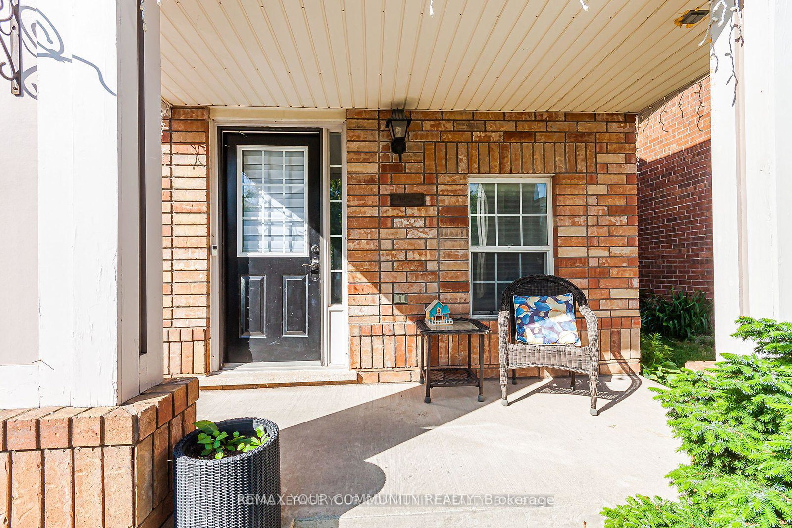 688-hamilton-crescent-milton-ontario-w13527504
