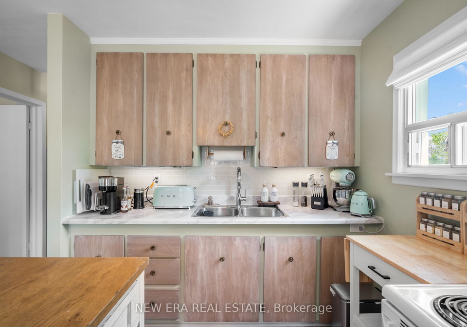 91-hadrian-drive-toronto-etobicoke-ontario-w13527512