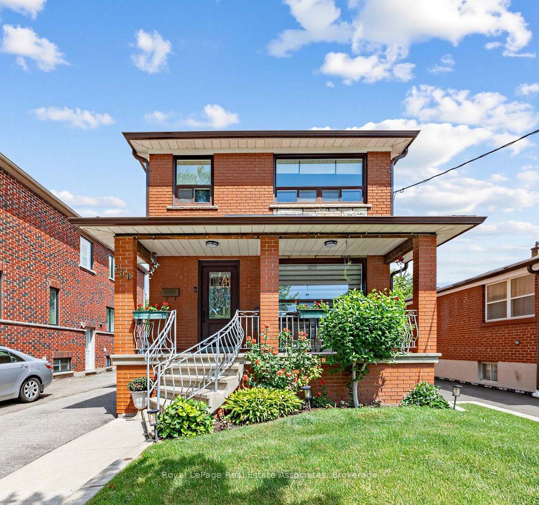 256-john-street-toronto-north-york-ontario-w13527584