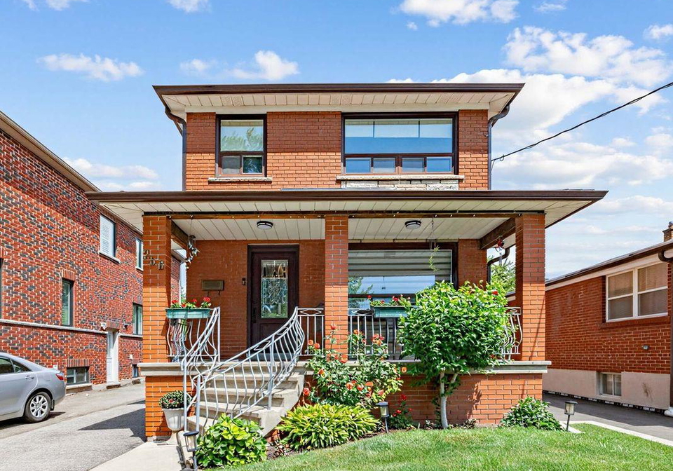 256-john-street-toronto-north-york-ontario-w13527584