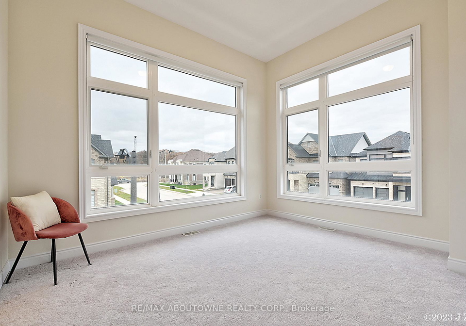 1197-stag-hollow-oakville-ontario-w13527652